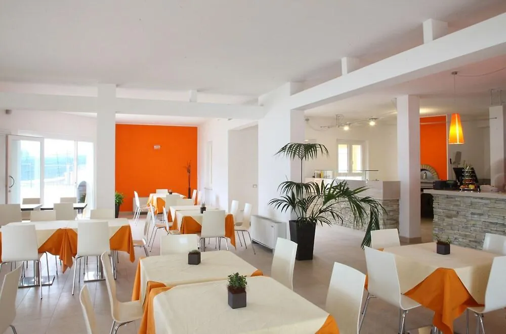 June Stay Lake Garda Brenzone sul Garda 3*,  Italy