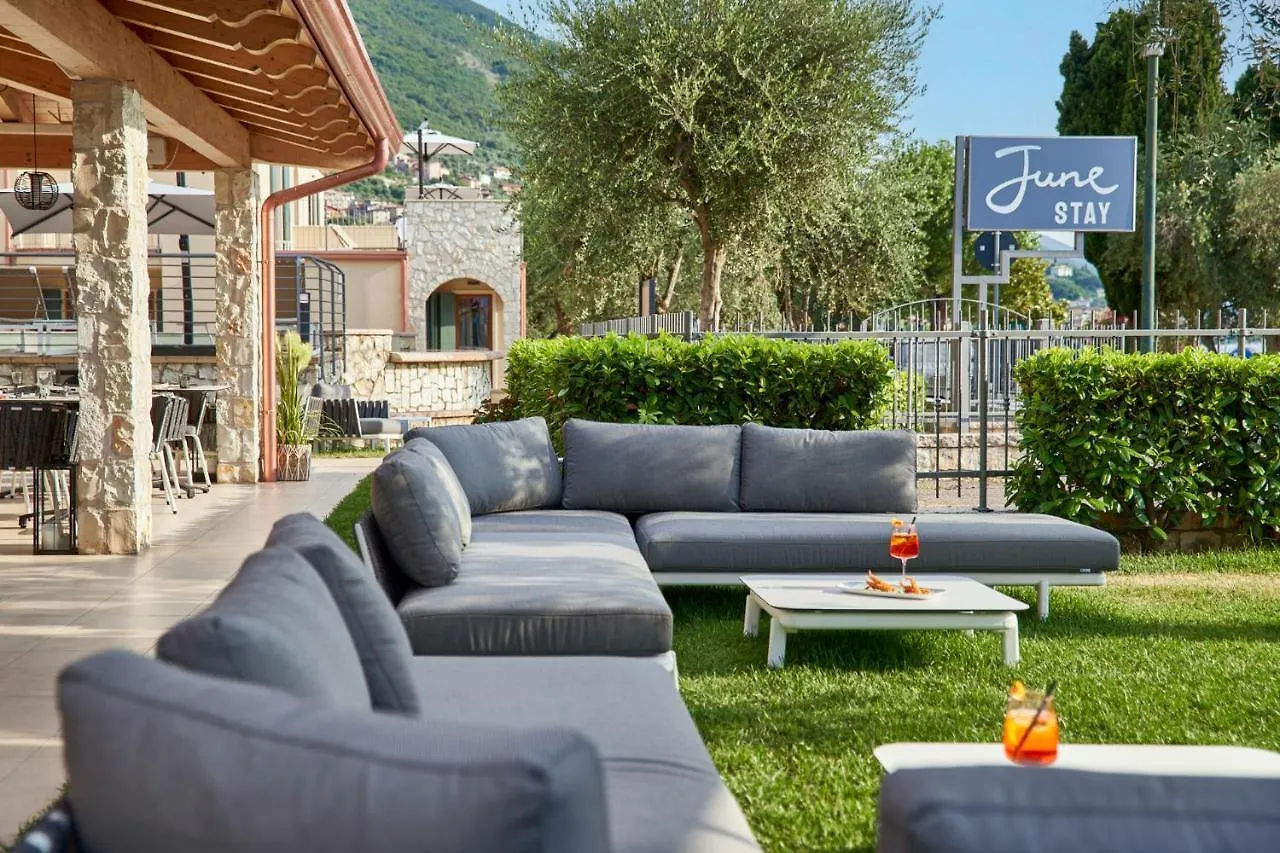 June Stay Lake Garda Brenzone sul Garda