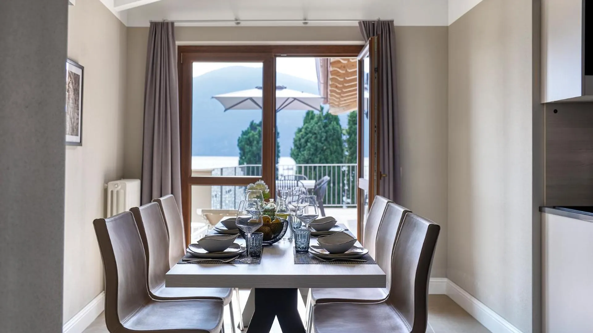 June Stay Lake Garda Brenzone sul Garda