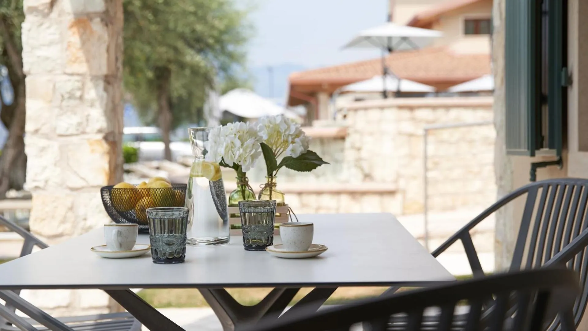 June Stay Lake Garda Brenzone sul Garda 3*,