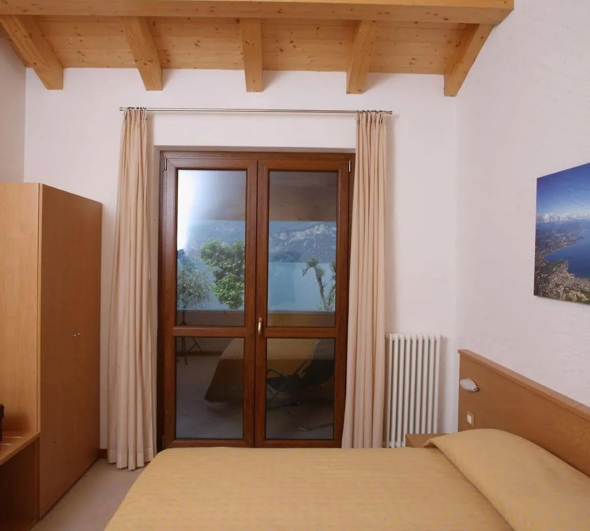 *** Aparthotel June Stay Lake Garda Brenzone sul Garda Italy