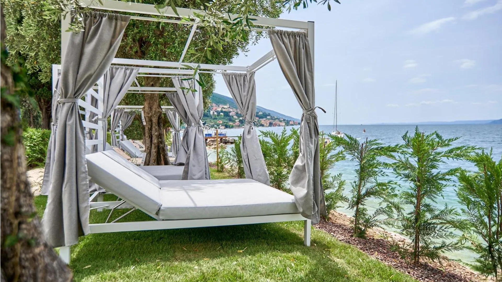 June Stay Lake Garda ブレンゾーネ イタリア
