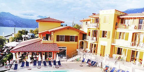 June Stay Lake Garda Brenzone sul Garda